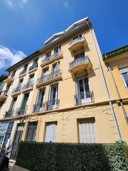 Nice Fac St Jean D'Angely Extérieur photo